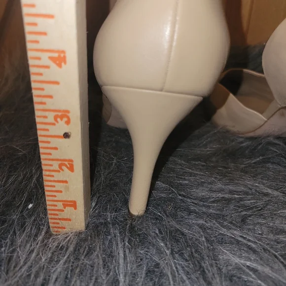Vince Tiana Point-Toe Nude Leather Pumps square toe Size 9.5 M - Picture 8 of 16